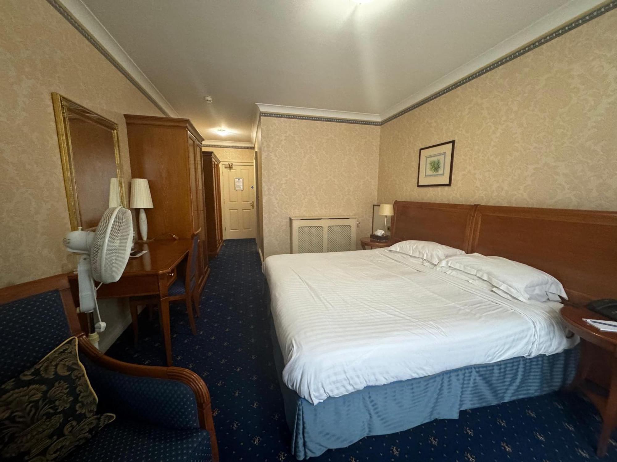 Tre-Ysgawen Hall & Spa Llangefni Extérieur photo