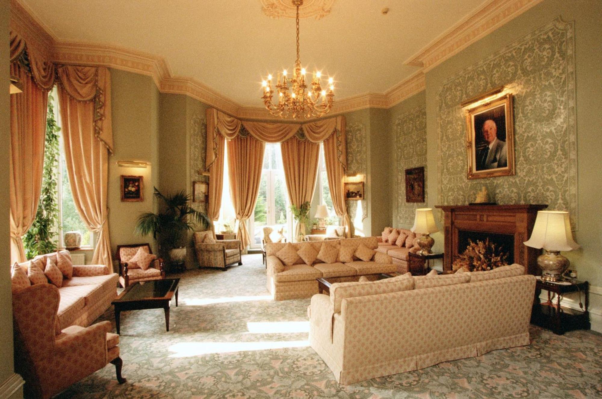 Tre-Ysgawen Hall & Spa Llangefni Extérieur photo